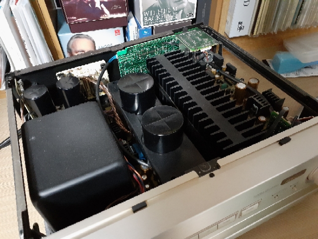 ソニーの1991年製アンプ TA-F555ESAの修復: クラシック音楽 名曲